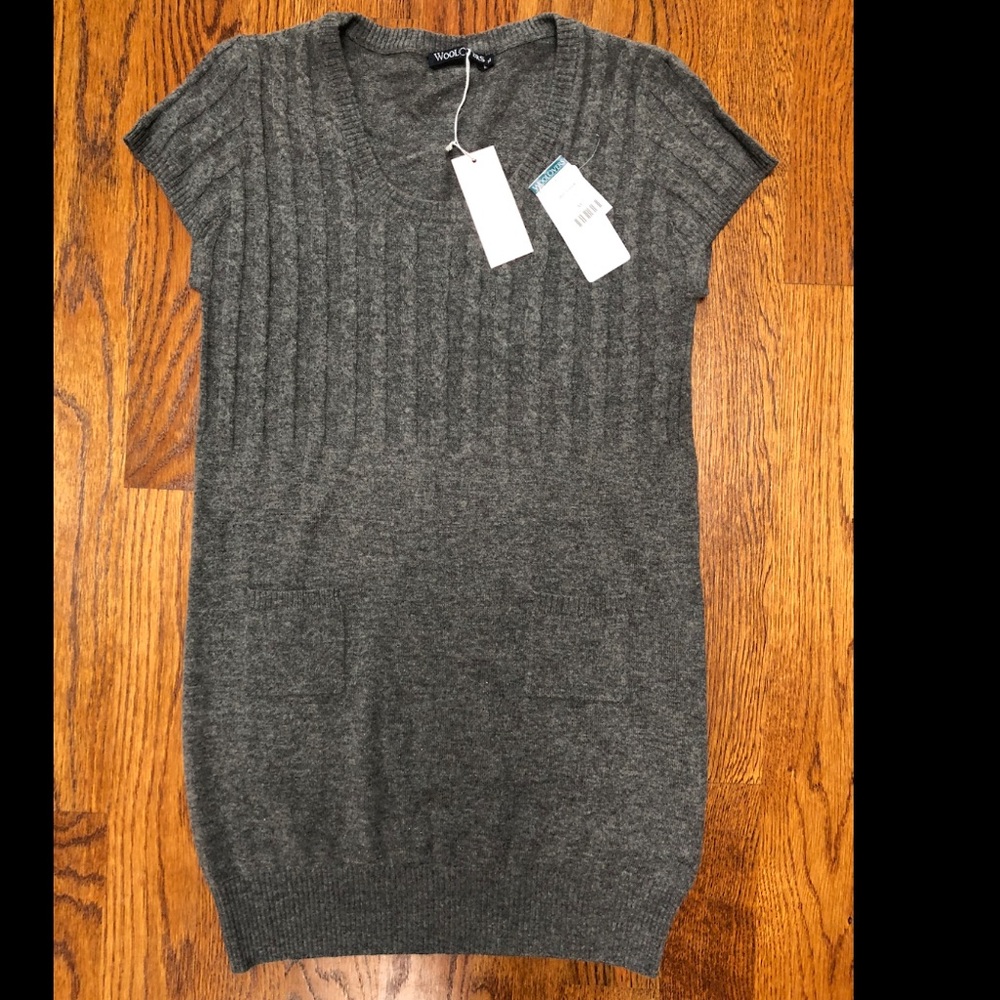 Merino wool short sleeve dress